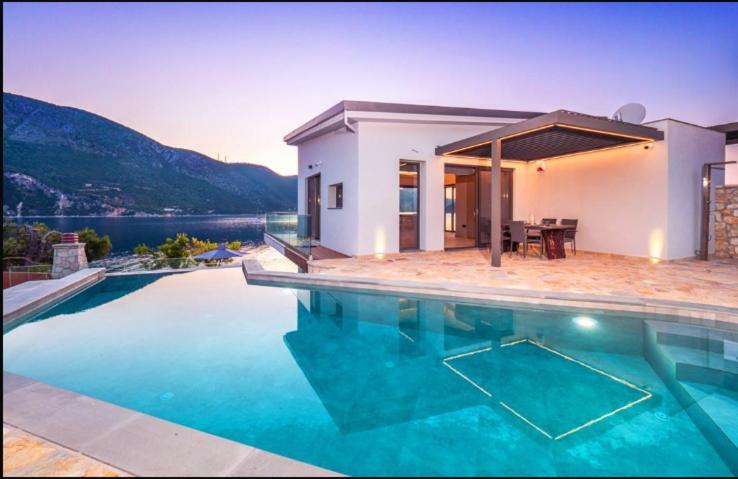 Mr Grey Luxury Villa Spartokhorion Екстер'єр фото