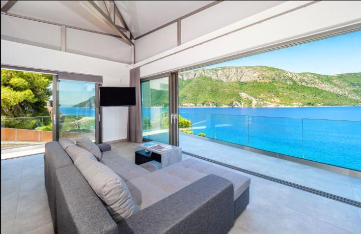 Mr Grey Luxury Villa Spartokhorion Екстер'єр фото